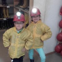 Erkundung Der Grube Wenzel Gut Ausgeruestet